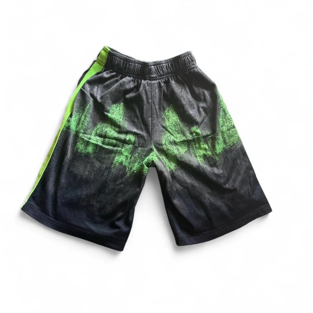 C9 Champion Boys Gray & Neon Green Athletic Shorts - M (8/10)